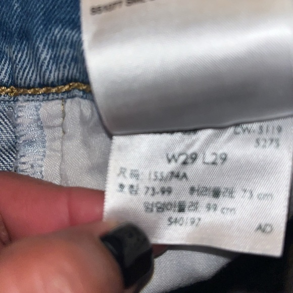 LEVIS ‘Ribcage Straight’ Premium High Rise Ankle Show Jeans - Ripped Knee - 29” - Picture 10 of 10